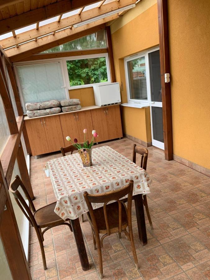 Villa Eoetvoes Vendeghaz Hajdúszoboszló Exterior foto