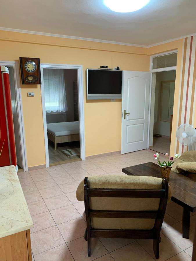 Villa Eoetvoes Vendeghaz Hajdúszoboszló Exterior foto